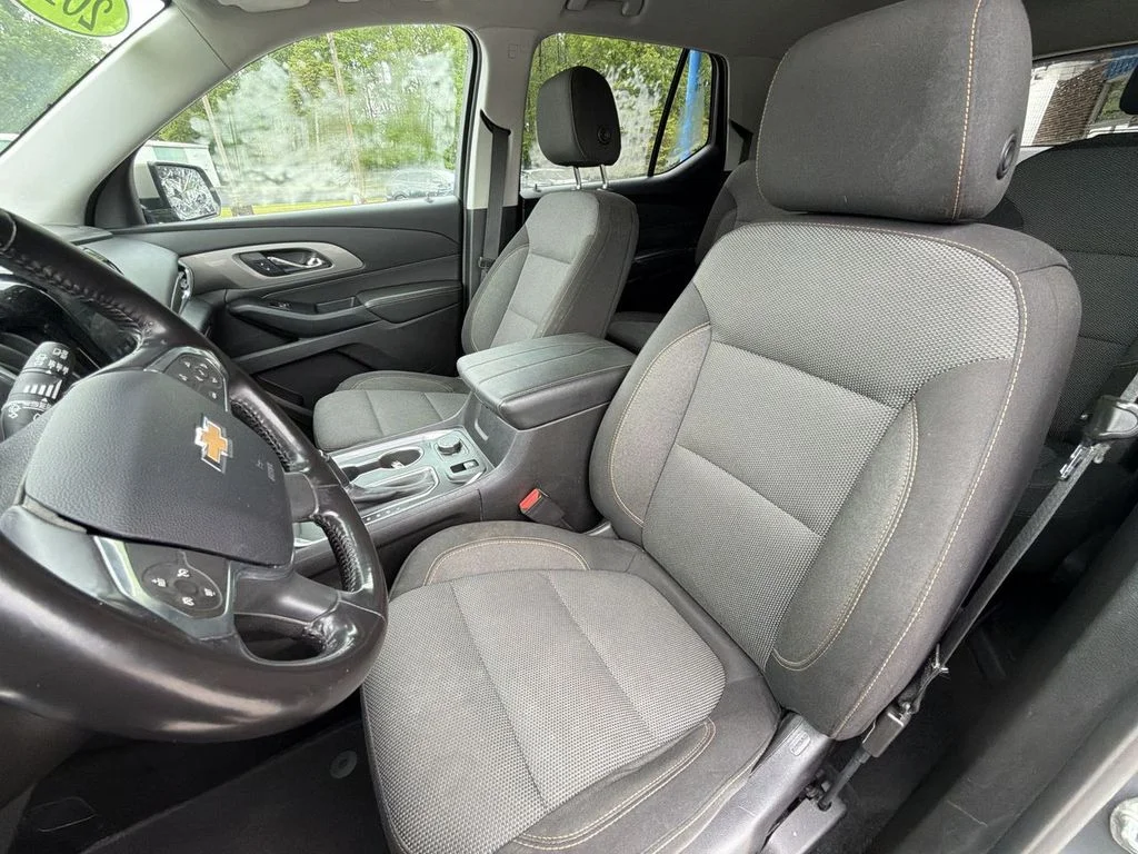 Used 2019  Chevrolet LT image 19