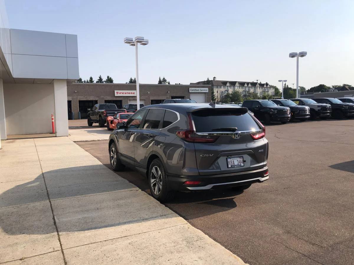Used 2020 Silver Honda LX AWD image 6