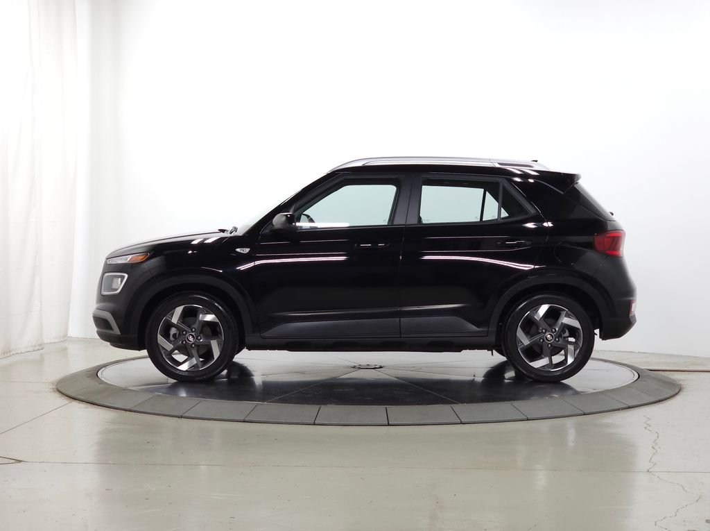 Certified Used 2022 Black Noir Pearl Hyundai SEL image 6