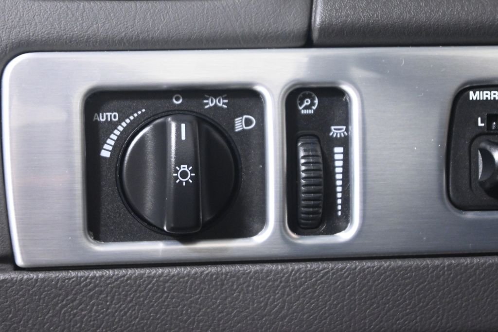 2002 Ford Thunderbird Premium - Photo 38