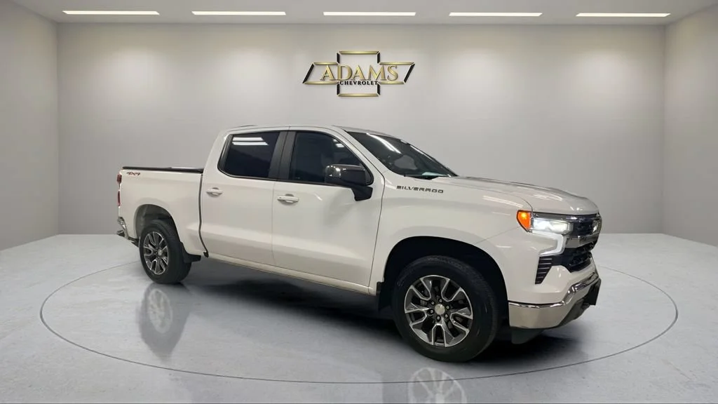 2023 Chevrolet Silverado 1500 LT - Photo 7