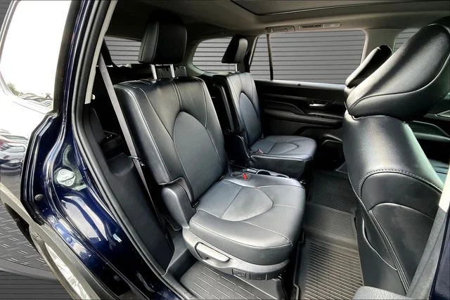 Used 2024 Blue Toyota XLE image 24