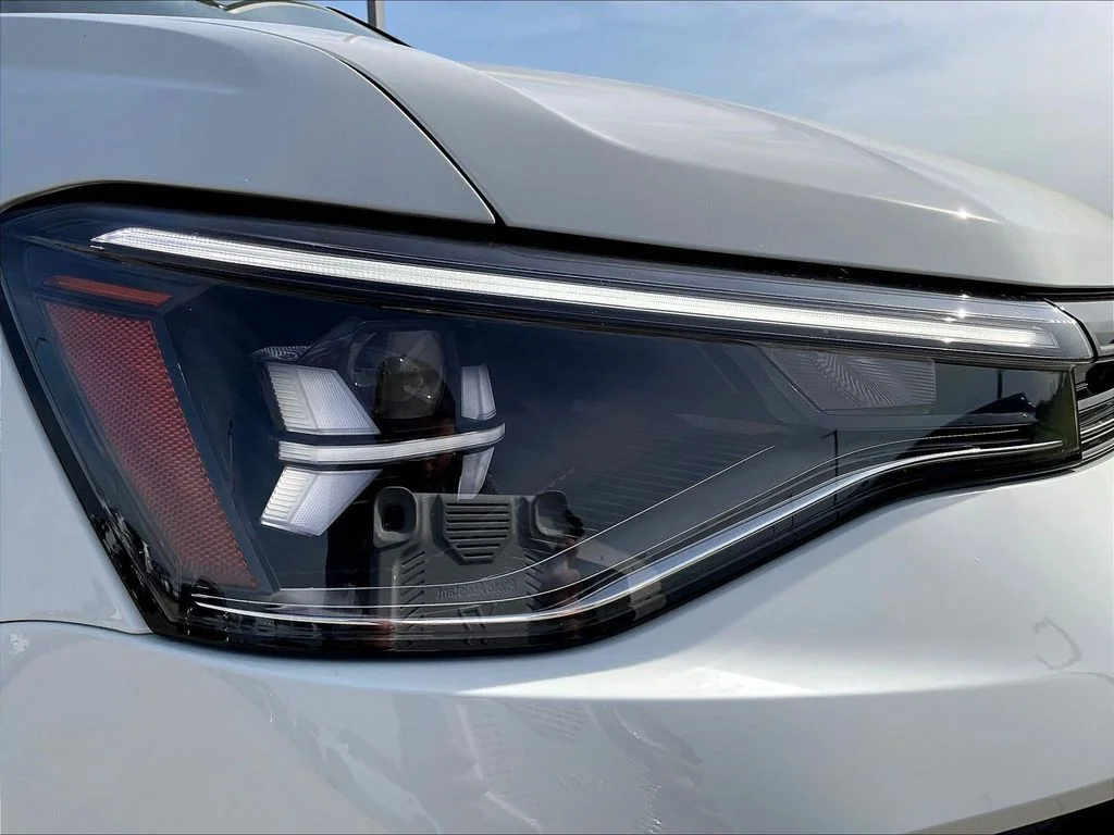 New 2026 White Volkswagen 1.5T S image 22