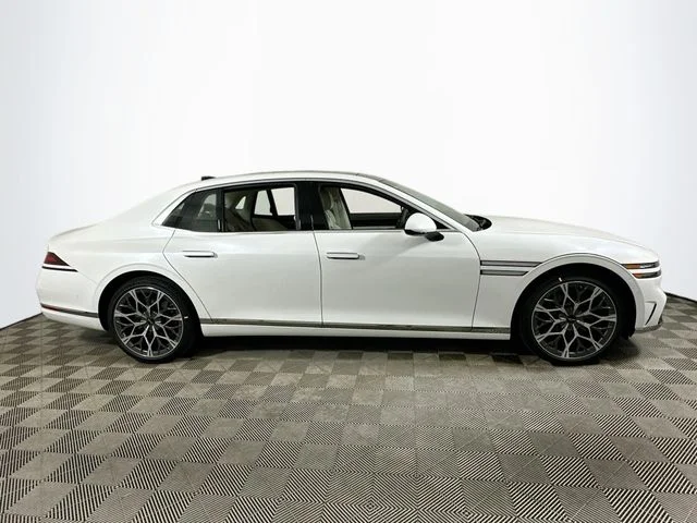 New 2026 White Genesis 3.5T e-SC image 3