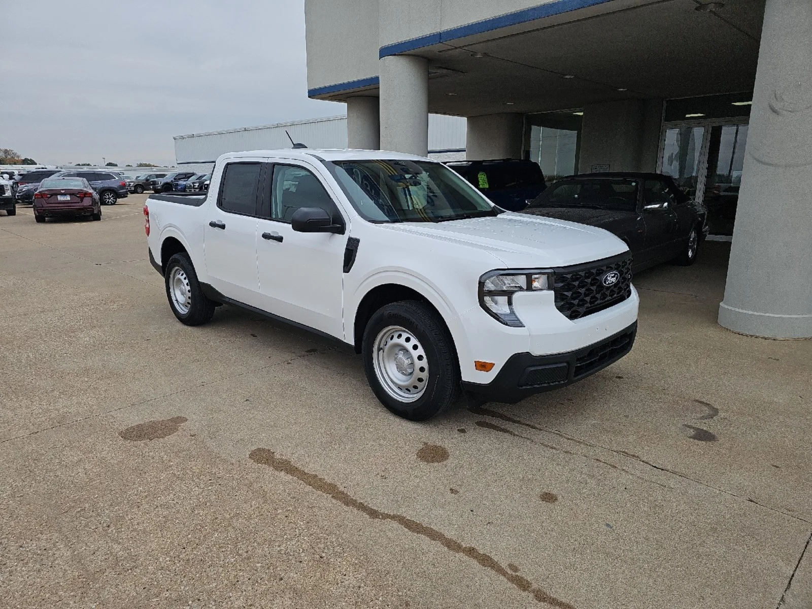 New 2026 Oxford White Ford XL image 2