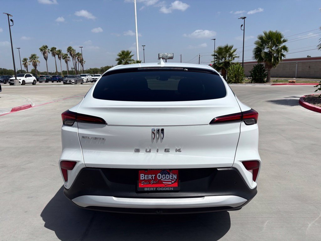Used 2025 White Buick Preferred image 5