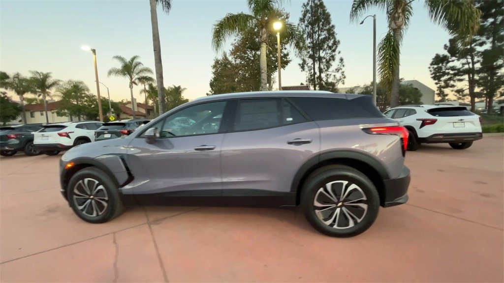 New 2026 Galaxy Gray Metallic Chevrolet LT image 5