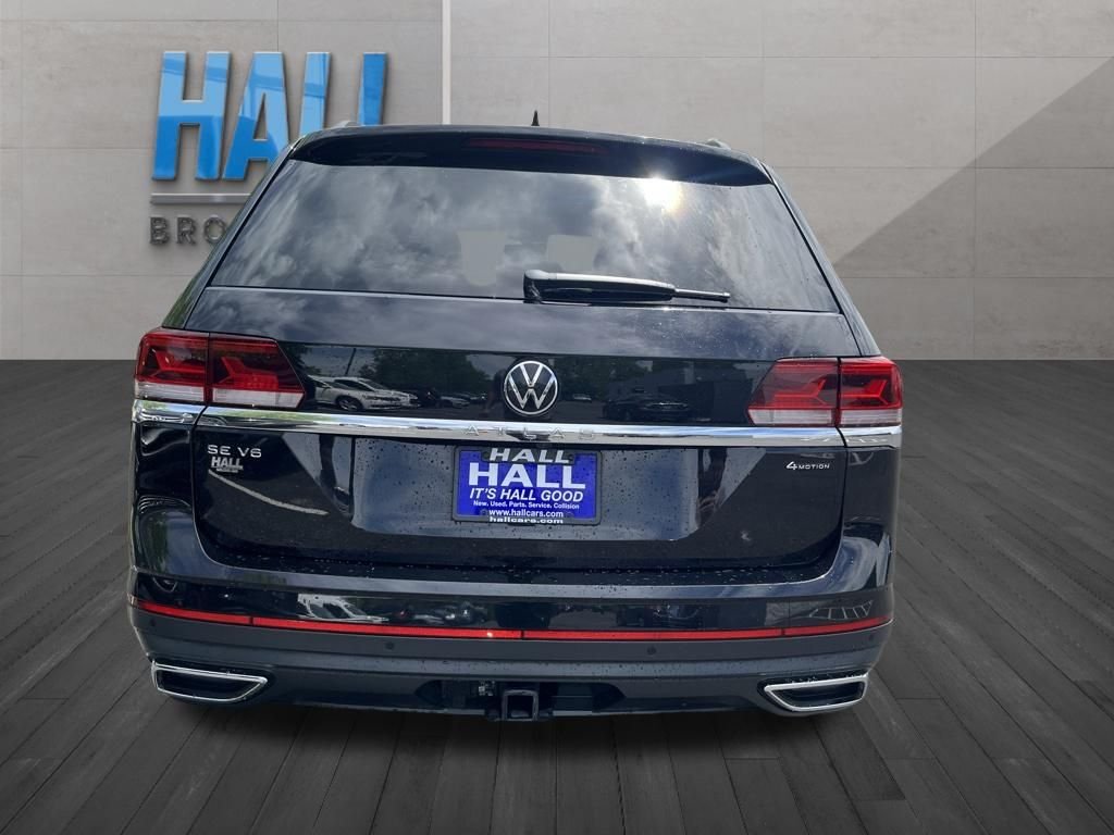 Used 2023 Black Volkswagen 3.6L V6 SE w/Technology image 5