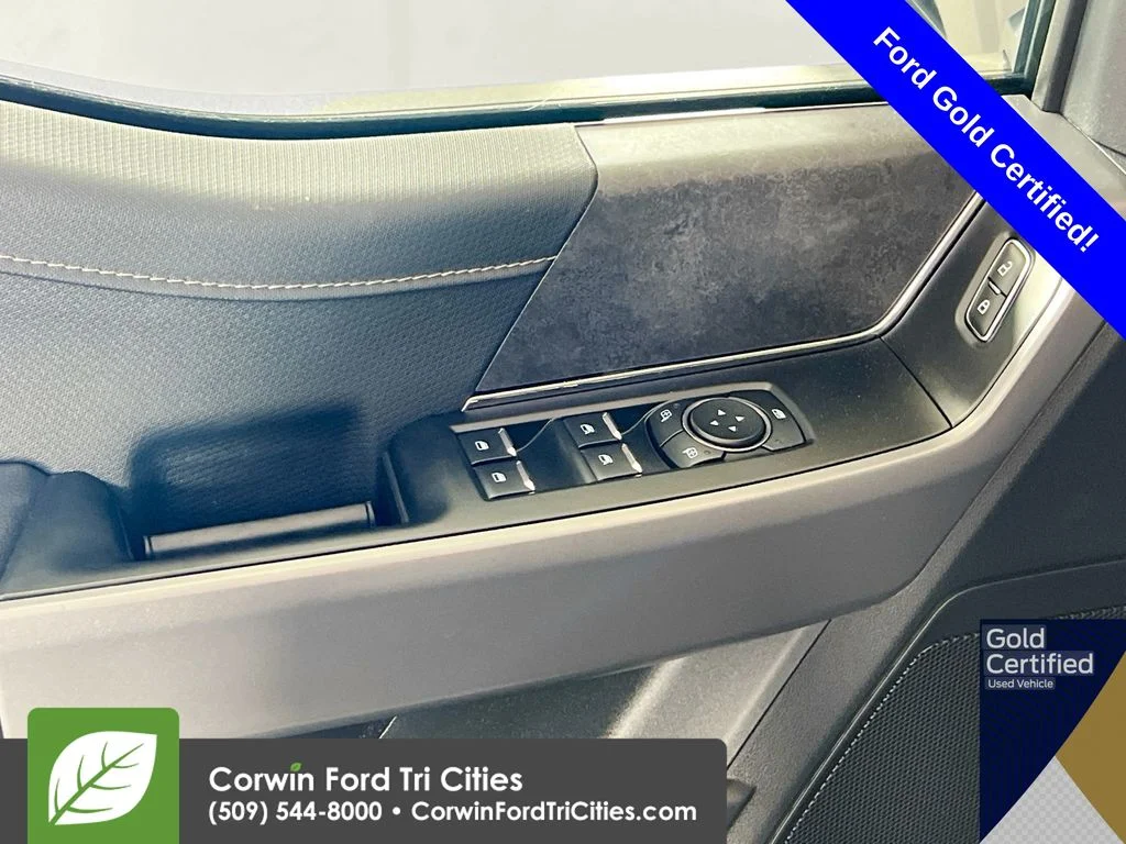 Certified Used 2025 Agate Black Metallic Ford XLT image 12