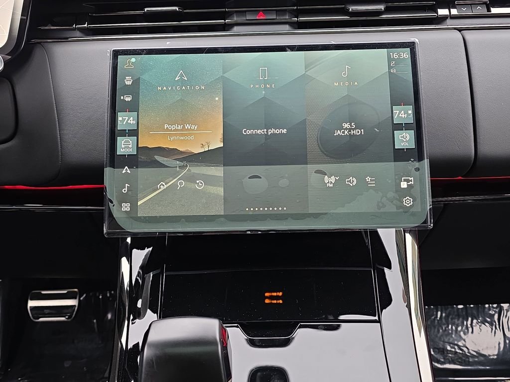 New 2025 Match-to-Sample Black in Satin finish LAND ROVER SV Edition Two image 20