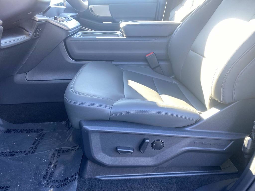 New 2026 Agate Black Metallic Ford MAX Active image 13