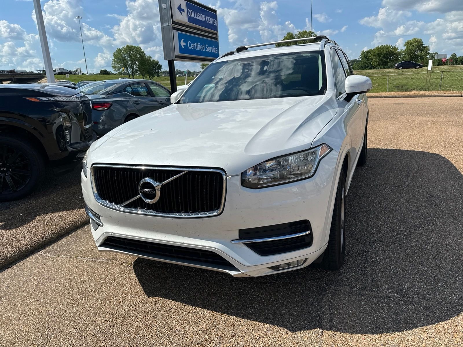 Used 2016 Volvo XC90 Momentum with VIN YV4102KK5G1060050 for sale in Jackson, MS