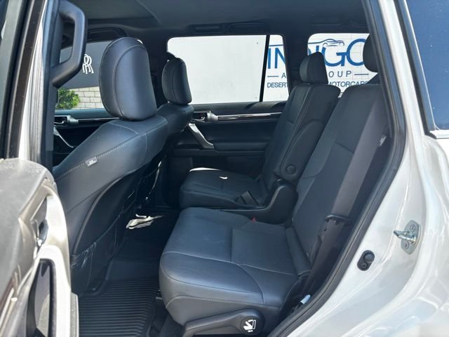 Used 2023 White Pearl Lexus 460 image 9