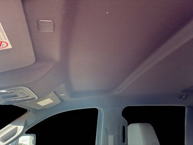 Used 2022 SUMMIT WHITE Chevrolet LTZ image 12