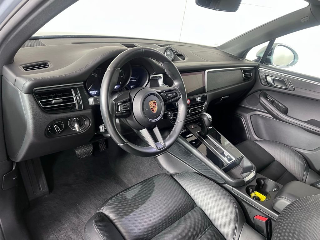 Certified Used 2023  Porsche GTS image 4