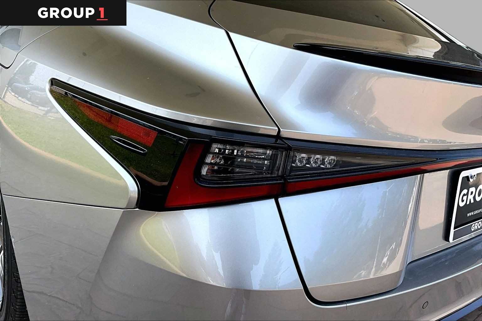 Used 2023 Atomic Silver Lexus F SPORT image 27