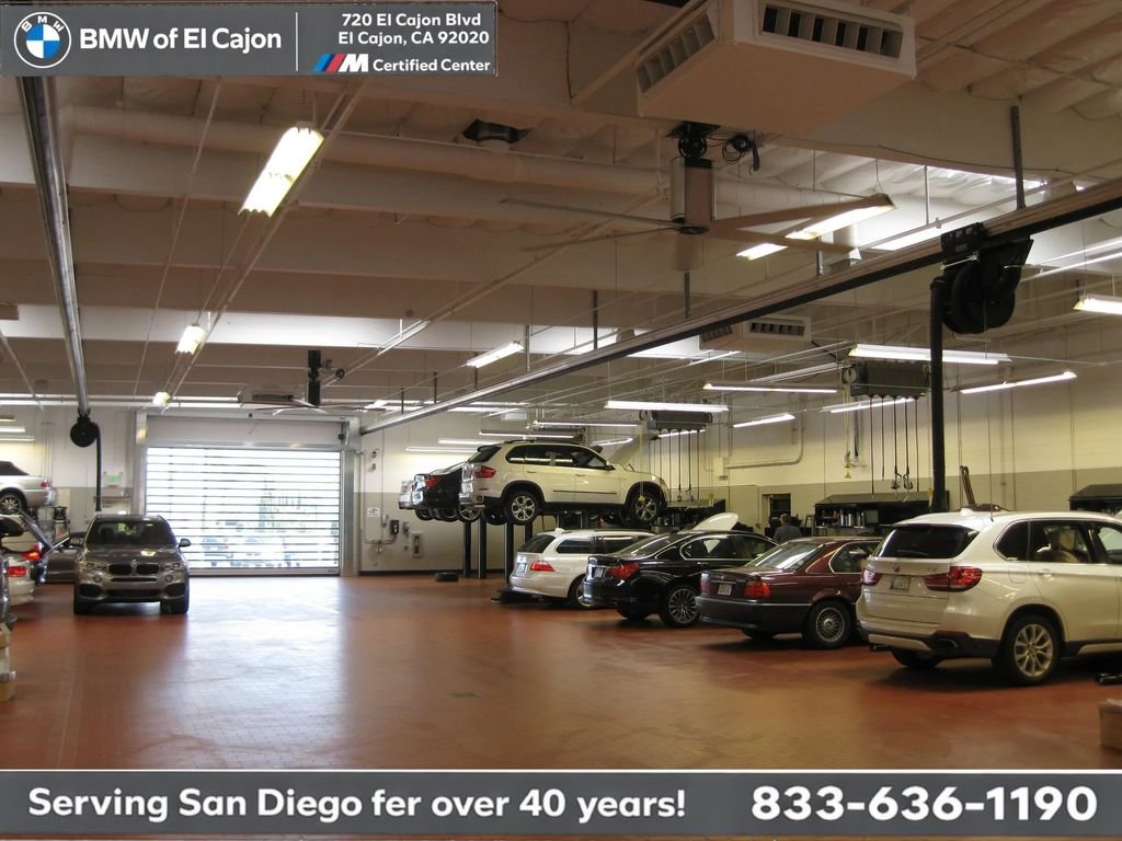 Used 2014 Beige Lexus 460 image 16