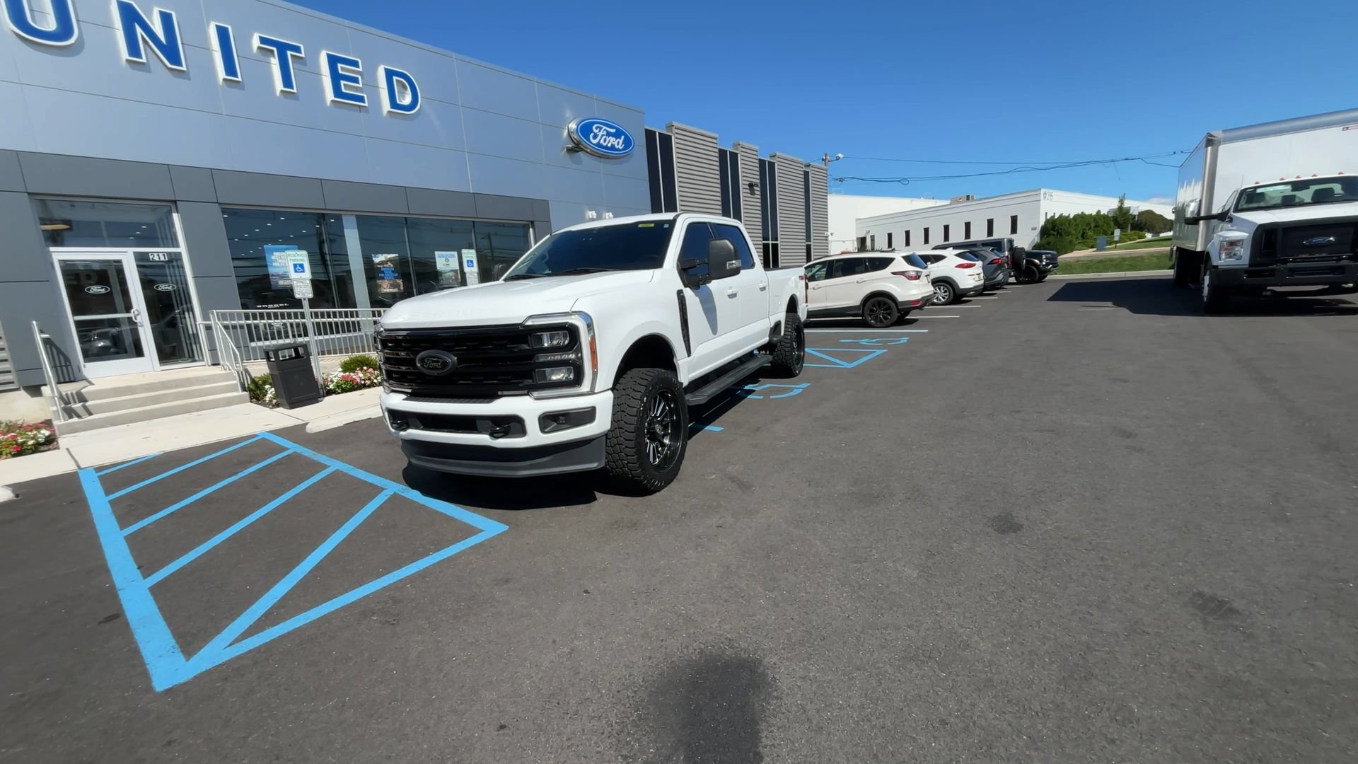 Used 2023 White Ford XLT image 3