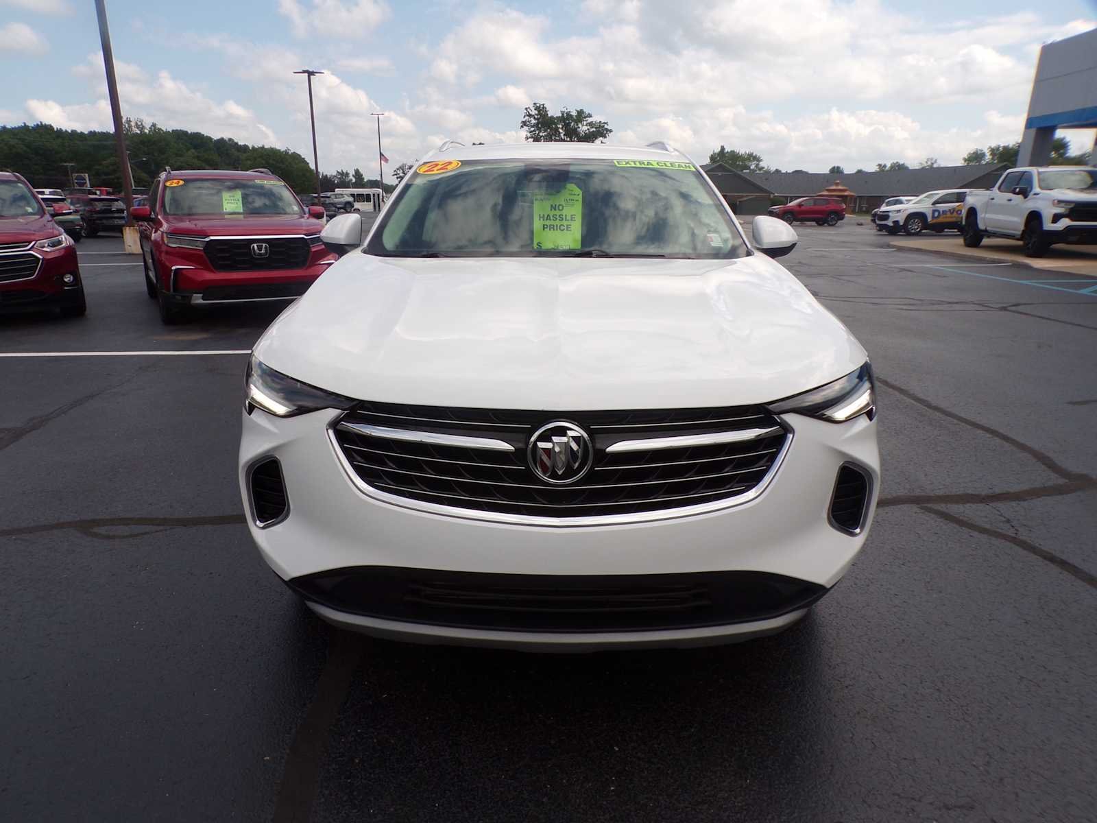 Used 2022 Summit White Buick Preferred image 8