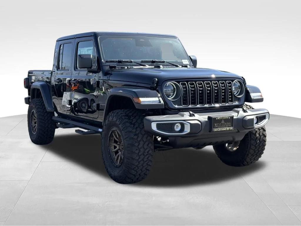 New 2026 Black Clear-Coat Exterior Paint Jeep Sahara image 4