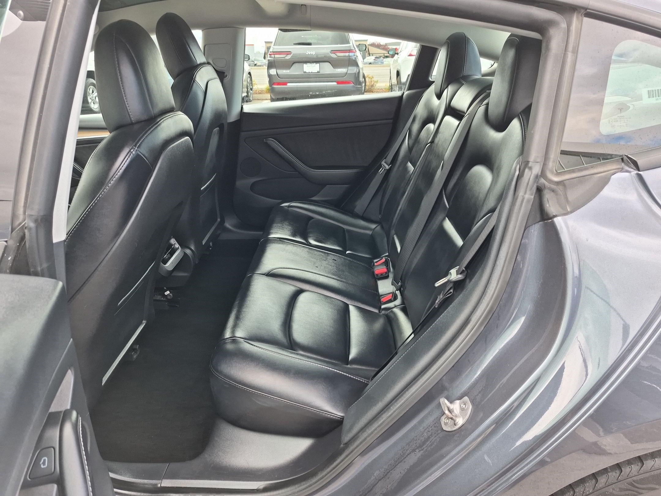 Used 2022 Midnight Silver Metallic Tesla Long Range image 27