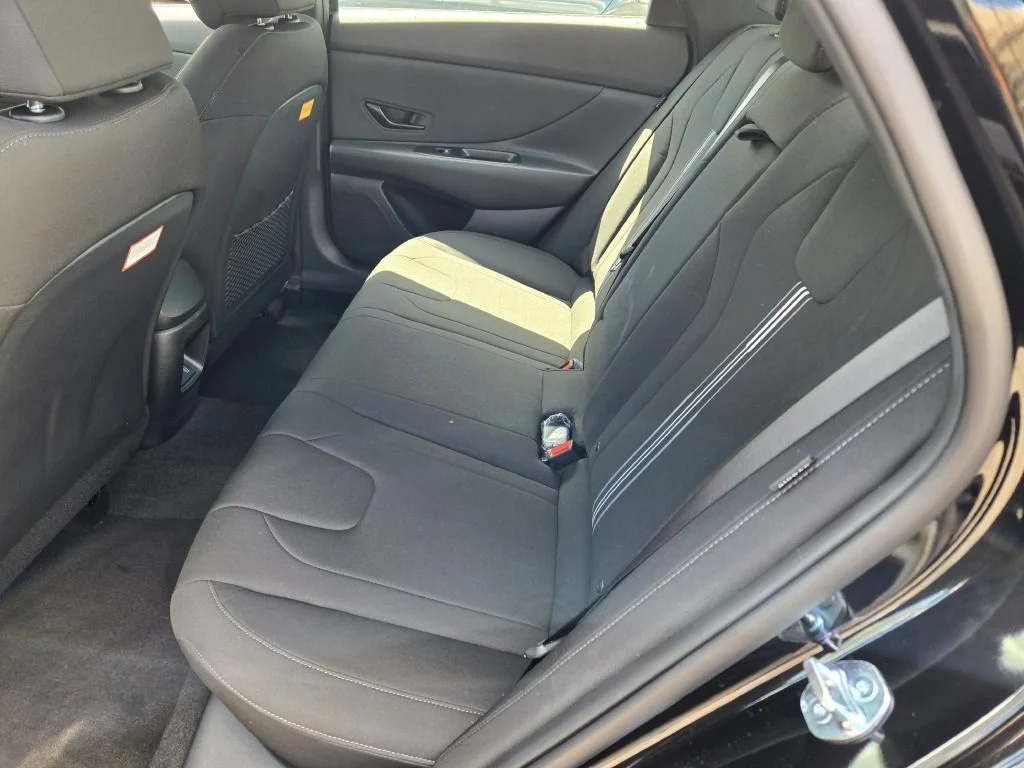 New 2026 Abyss Black Hyundai SEL Sport image 15
