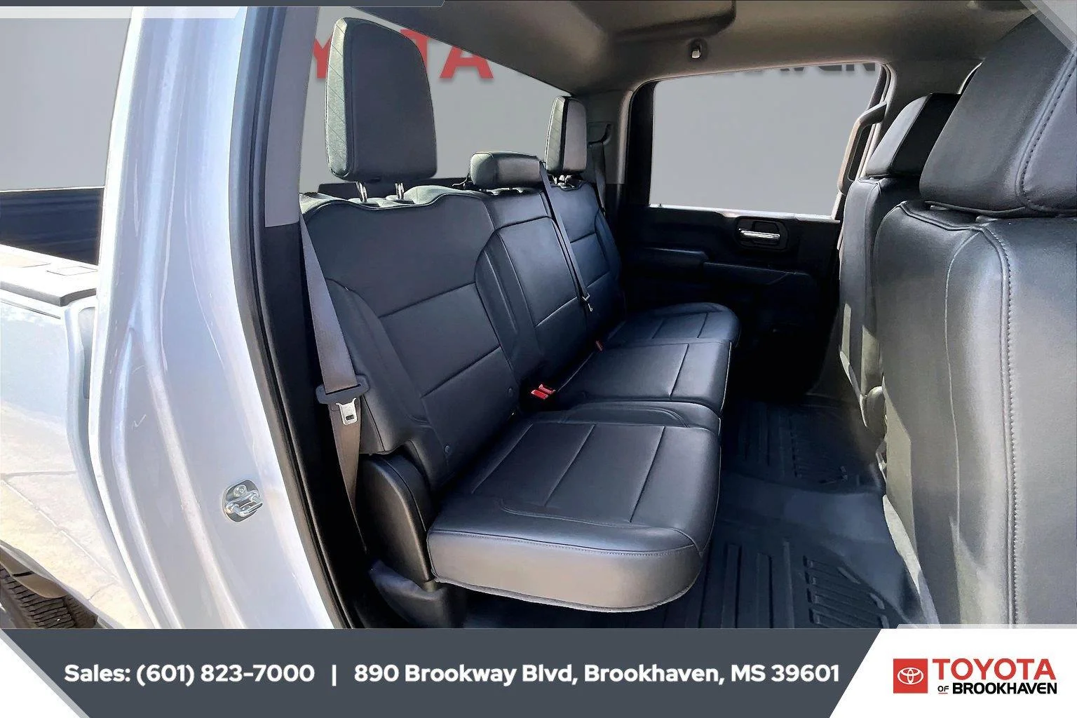 Used 2026 Summit White GMC Pro image 20