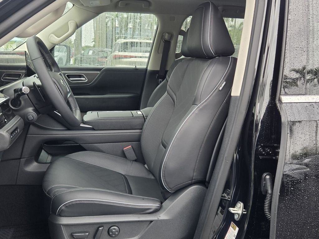 New 2026 BLACK OBSIDIAN INFINITI Luxe 2WD image 12