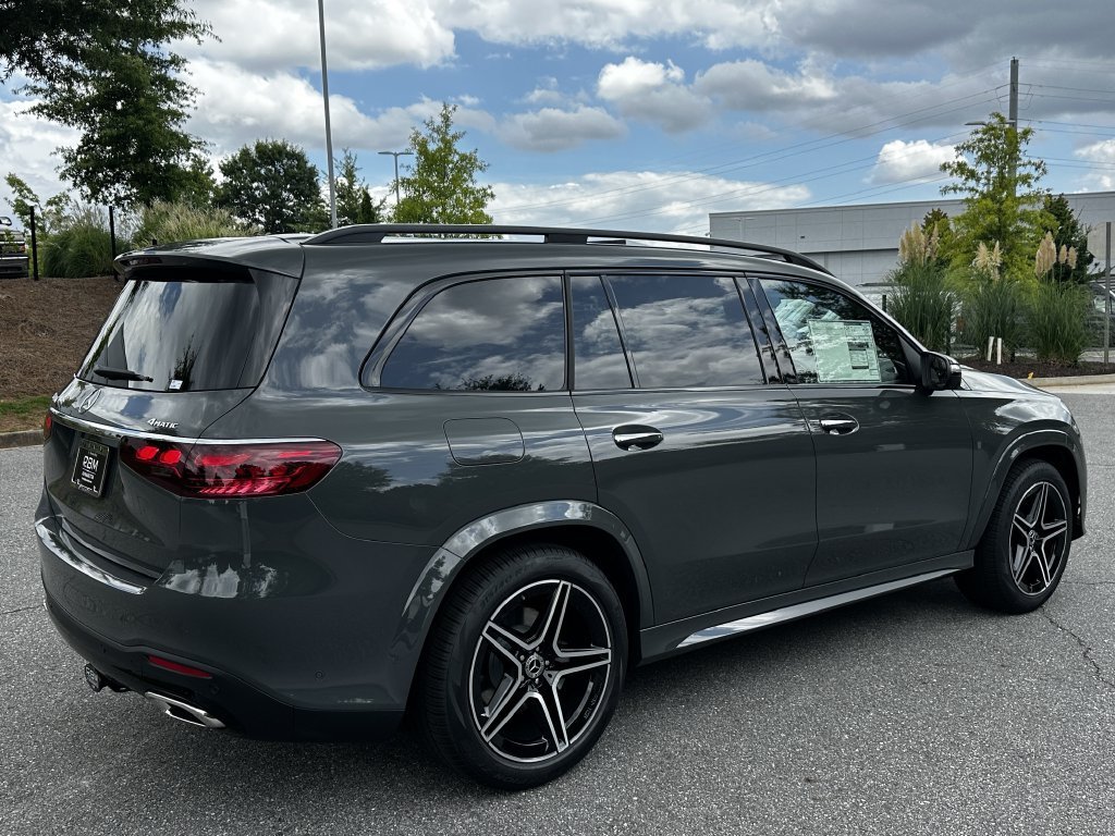 New 2026 MANUFAKTUR Silicon Grey Mercedes-Benz GLS 450 image 46