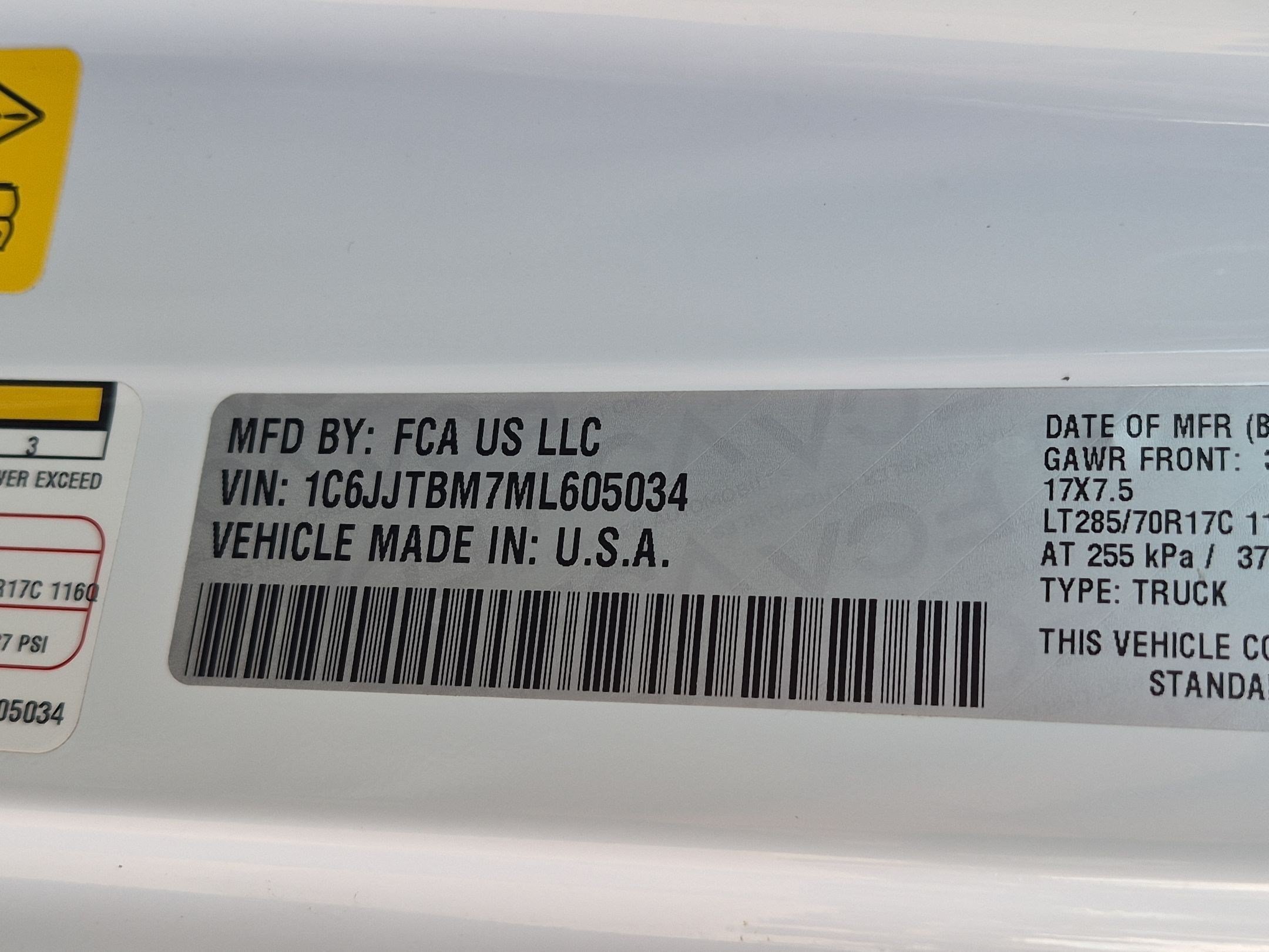Certified Used 2021 Bright White Clearcoat Jeep Rubicon image 34