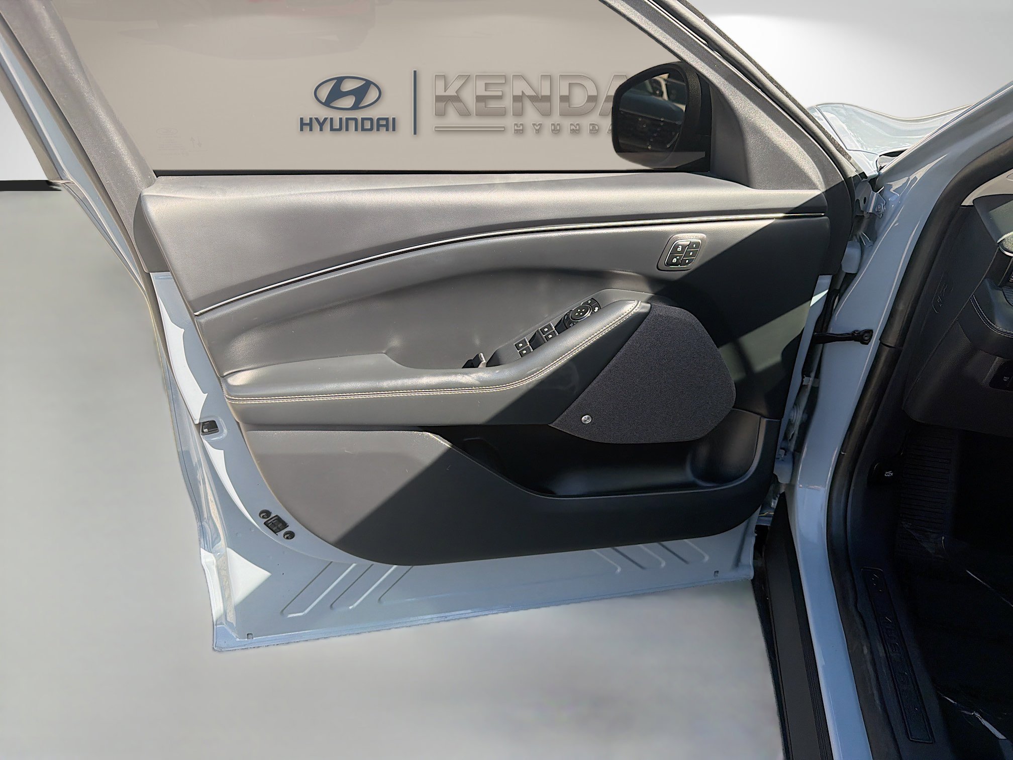 Used 2024 Gray Metallic Ford Premium image 18