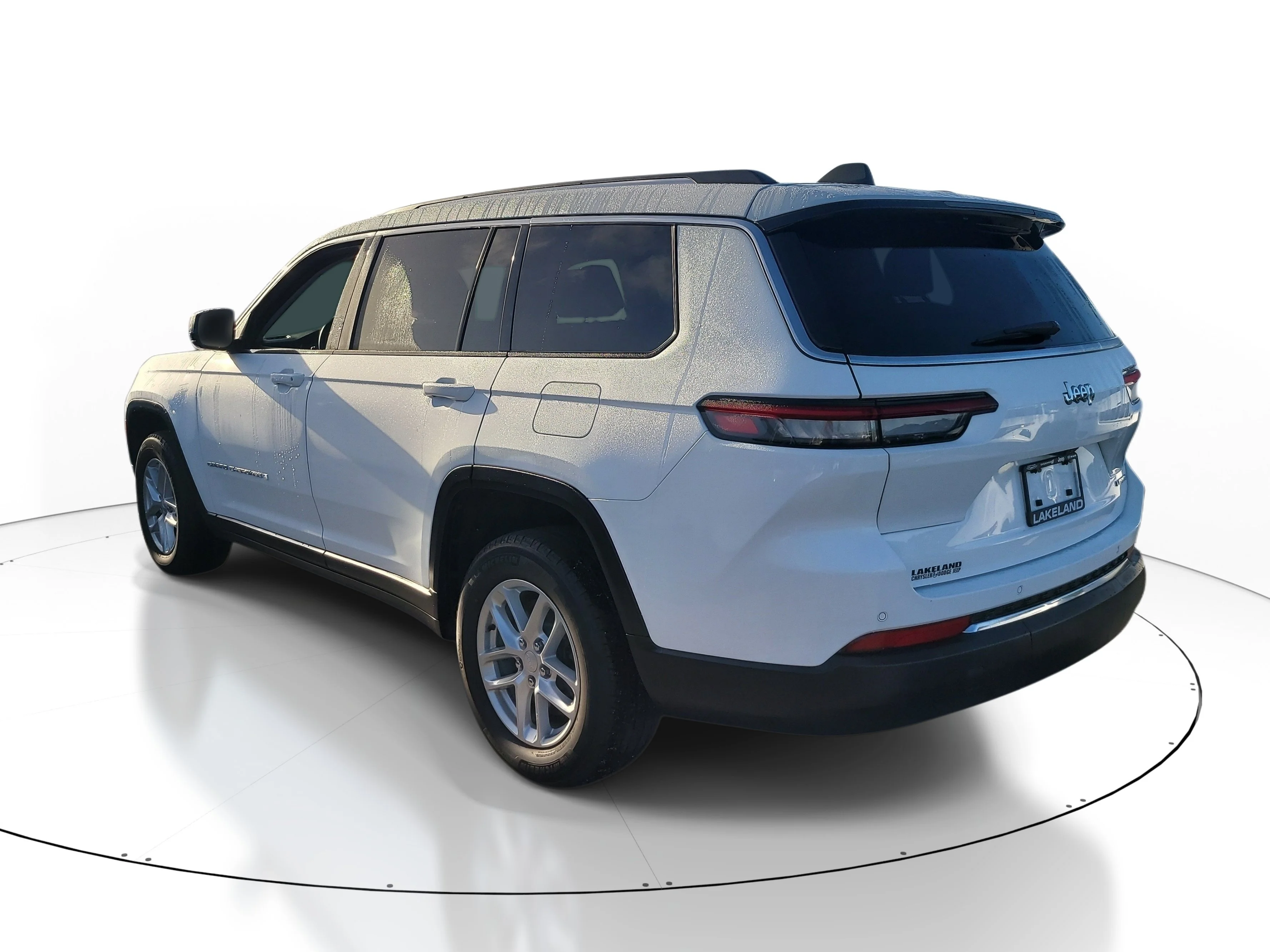 Used 2023 Bright White Clearcoat Jeep Laredo image 6