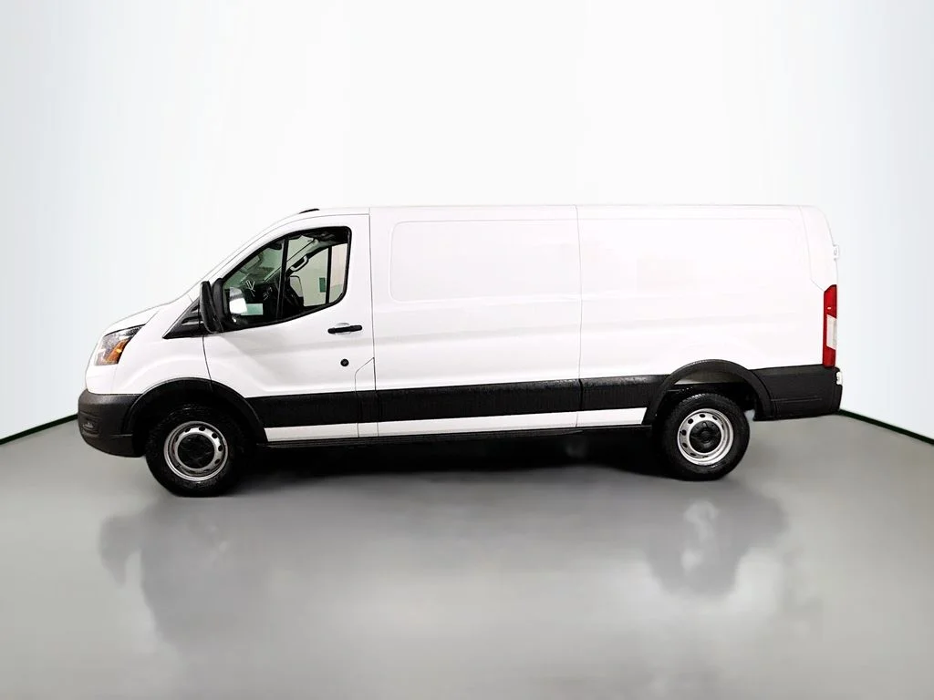 New 2026 Oxford White Ford Cargo Van image 4