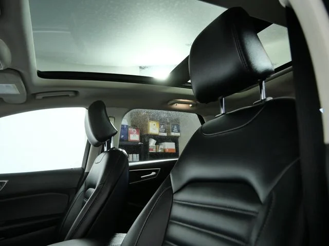 Used 2024 Gray Ford SEL image 17