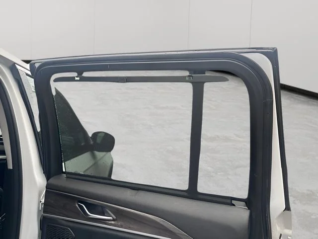 Used 2022 White Jeep 4xe image 43