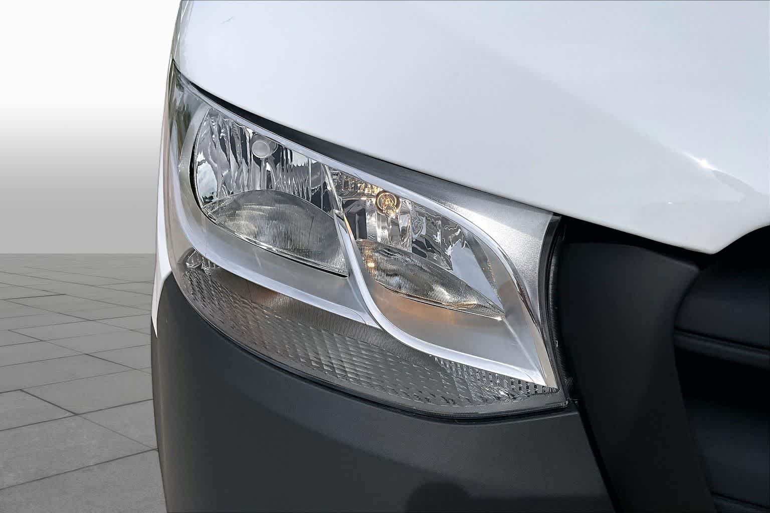 New 2026 Arctic White Mercedes-Benz  image 19