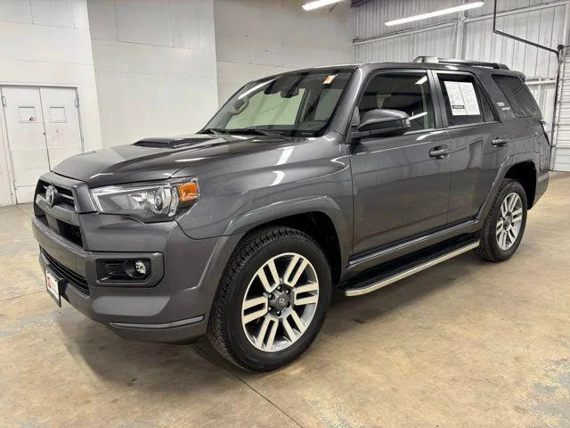 Used 2023 MAGNETIC GRAY MET. Toyota  image 3
