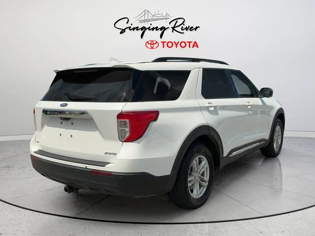 Used 2022 White Ford XLT image 7
