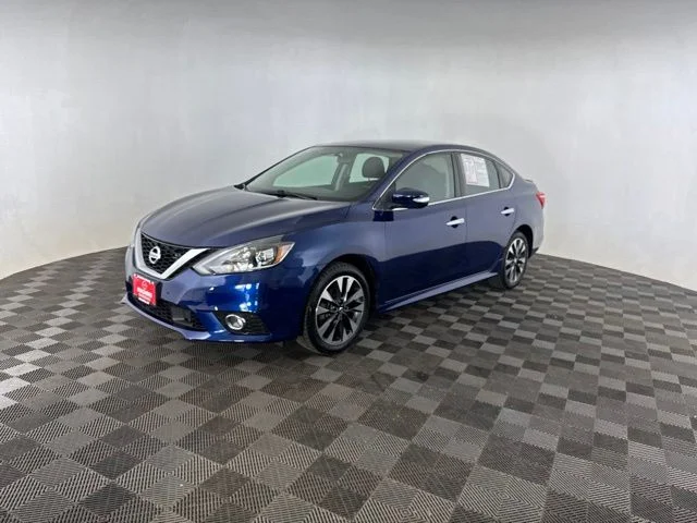 Used 2018 Blue Nissan SR image 3