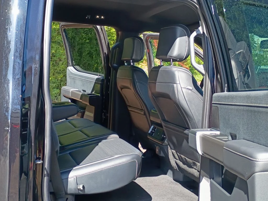 Used 2025 Black Ford Lariat image 20