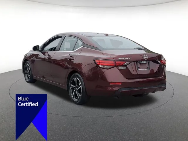 Used 2025 Red Nissan SV image 5