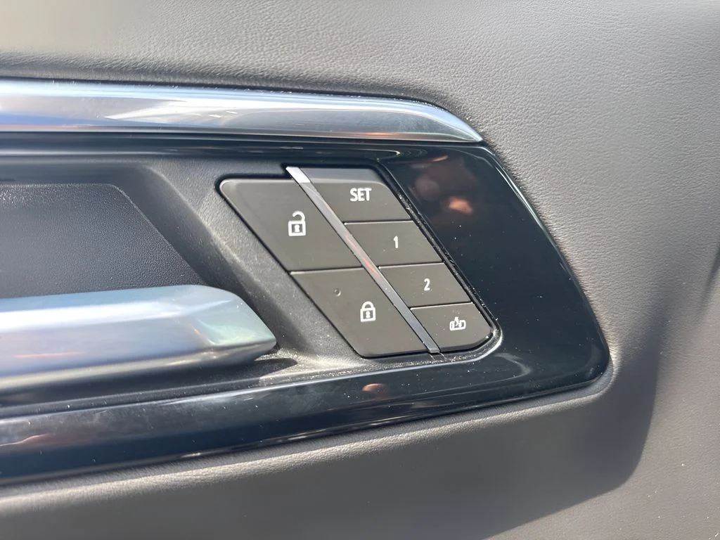 Used 2025 Black Chevrolet LT image 11