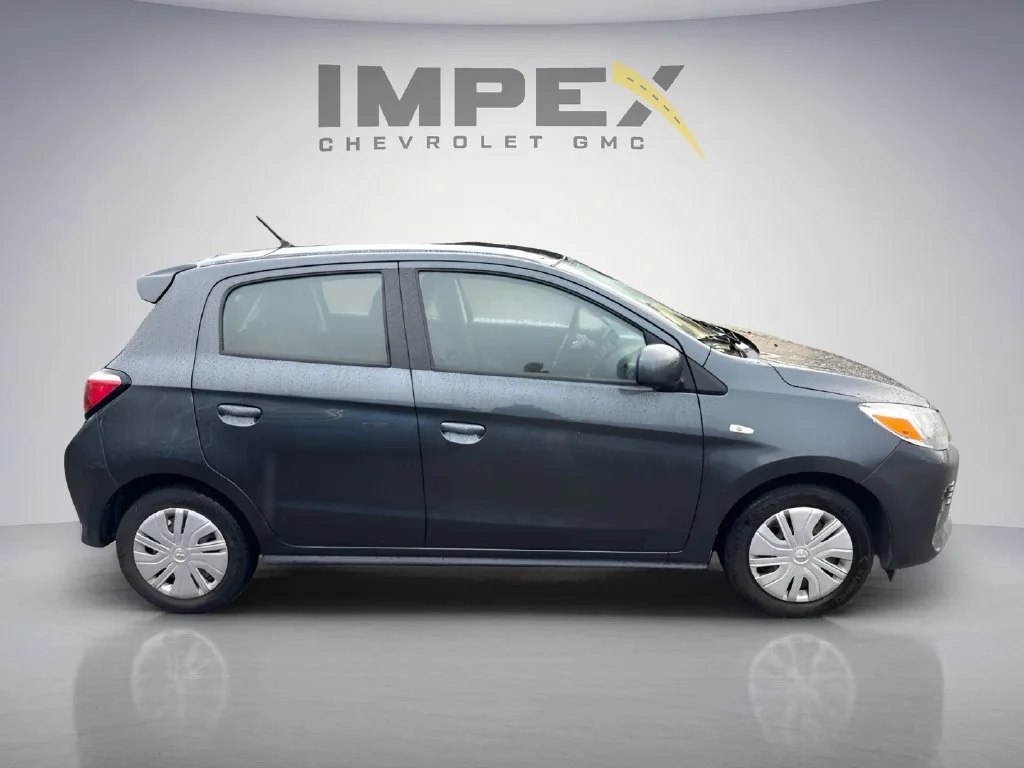 Used 2024 Silver Mitsubishi ES image 6
