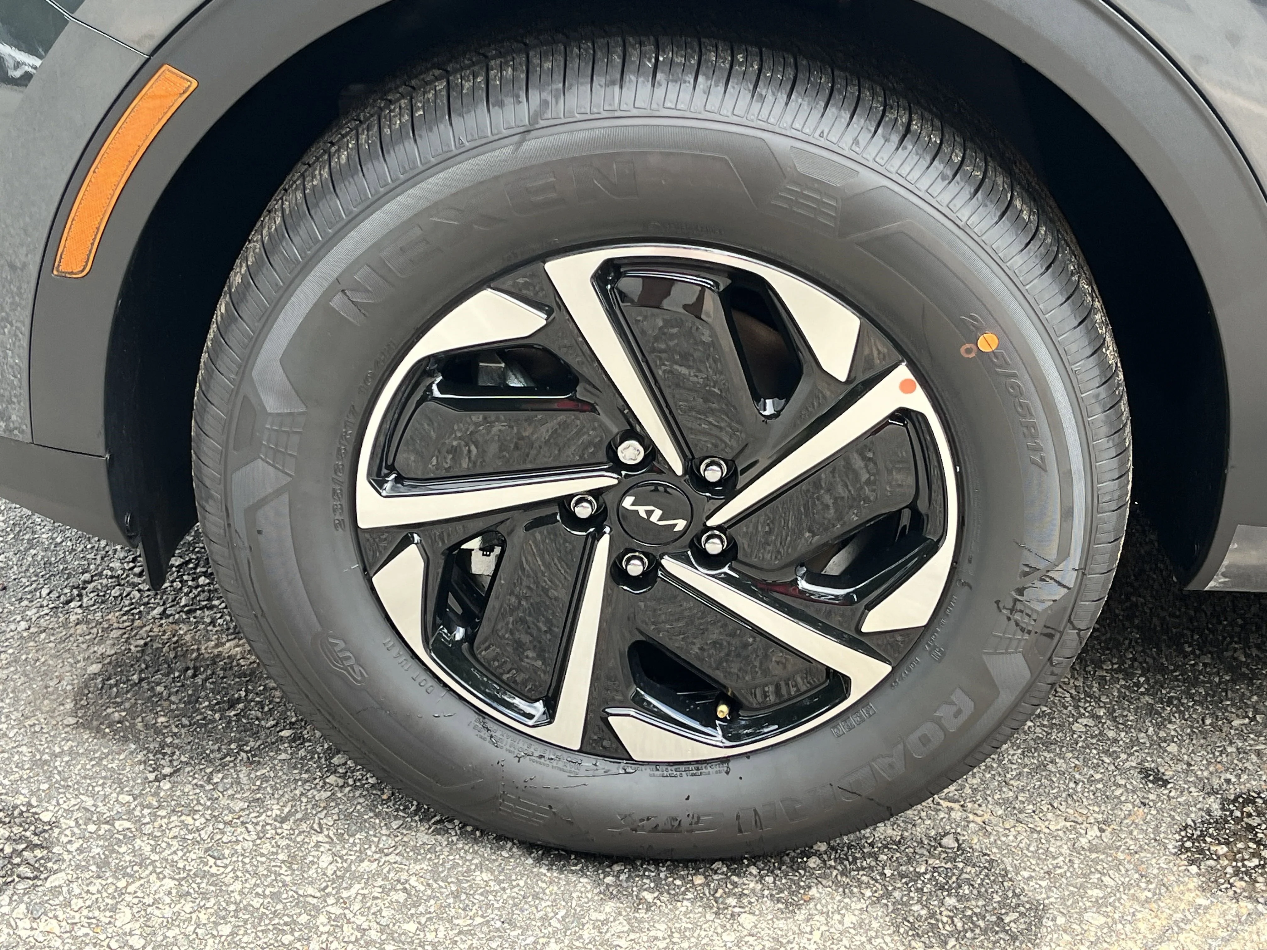 2025 Kia Sportage LX Hybrid - Photo 24