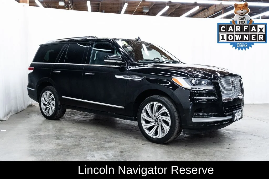 2024 Lincoln Navigator Reserve 4WD's photo