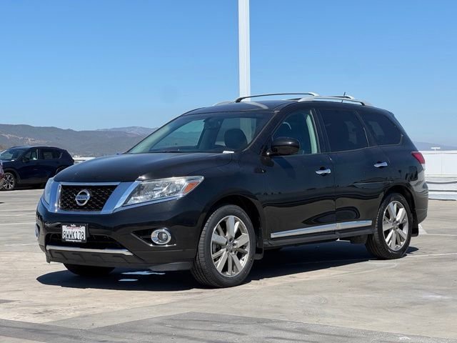 Used 2016 Magnetic Black Nissan Platinum image 7