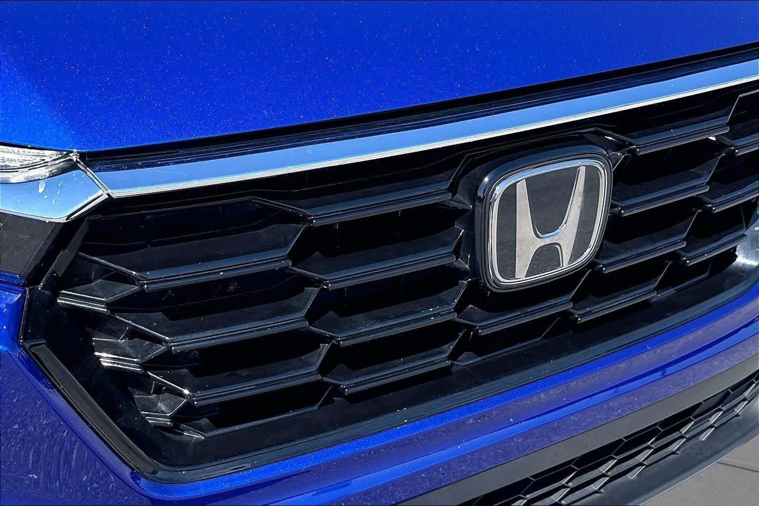 Used 2024 Still Night Pearl Honda EX image 32
