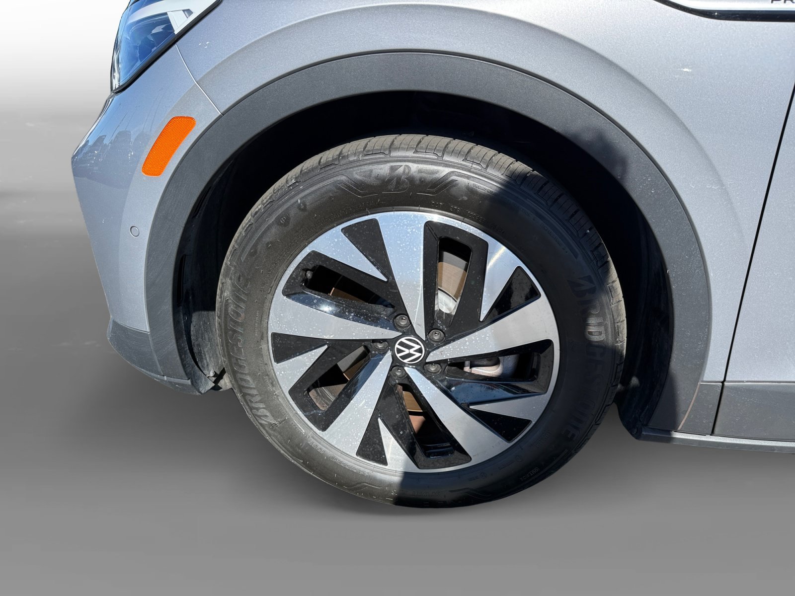 Certified Used 2023 Silver Mist Metallic Volkswagen Pro image 9