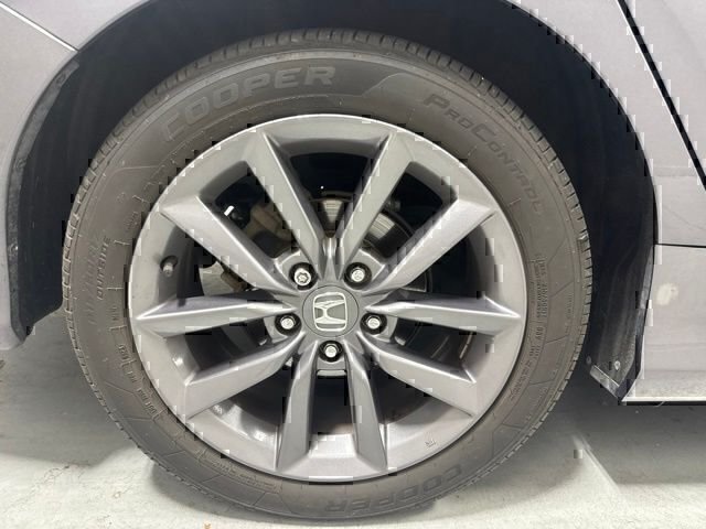 Used 2020 Gray Honda EX image 6