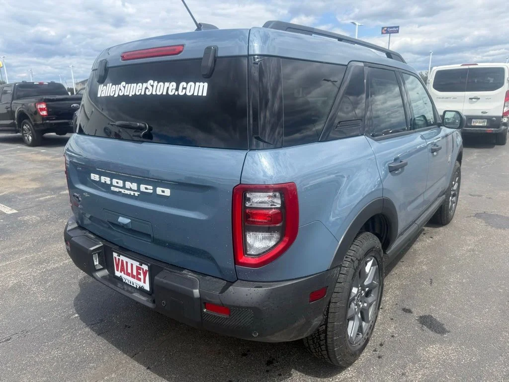 New 2025 Gray Ford Big Bend image 3